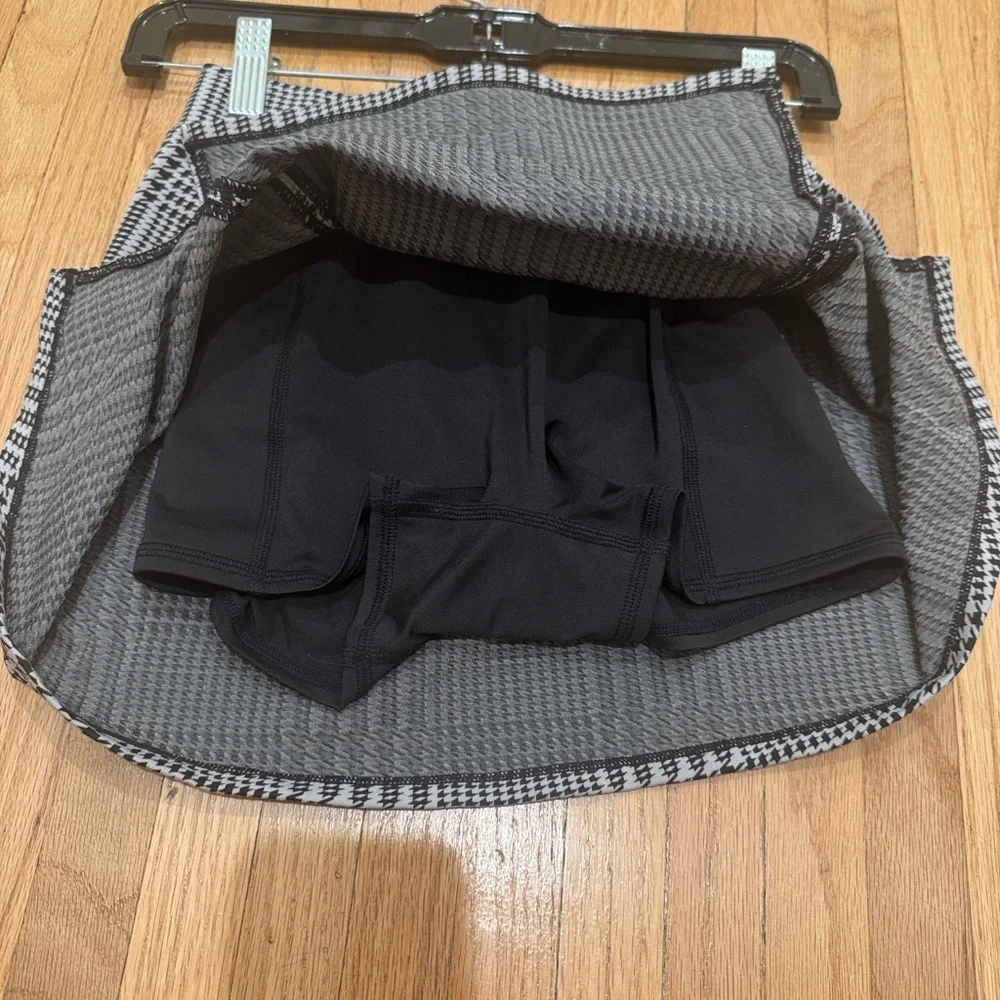 ALO YOGA Jacquard Glenplaid Tennis Skirt size xxs